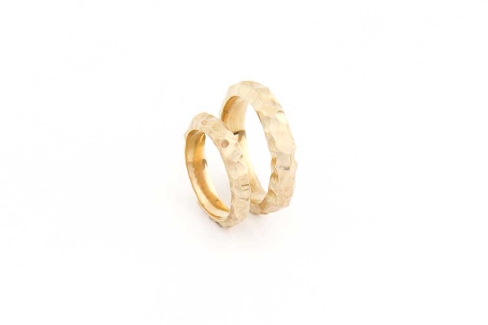 Unique Hand-Carved Gold Wedding Rings