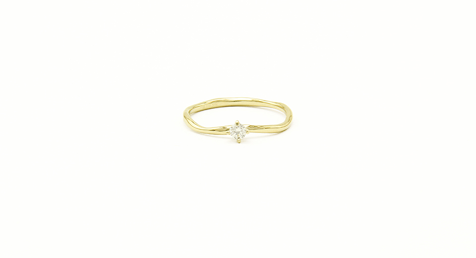Organic Engagement Ring 4 Claws Diamond