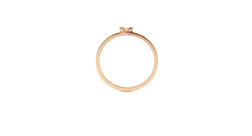 Minimalist-rose-gold-champagne-diamond-ring